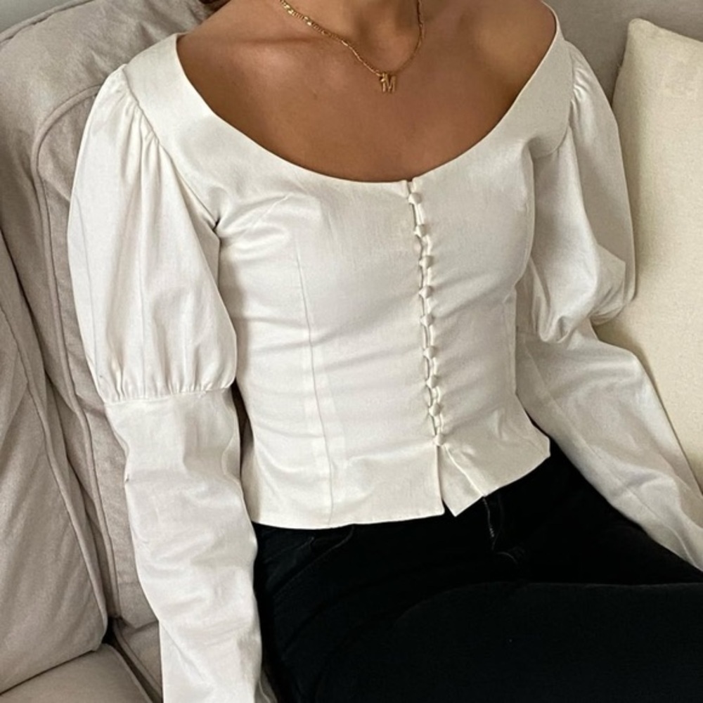 Aseni Eluas Eluas White Blouse